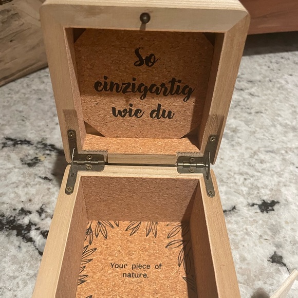 HOLZKERN empty Wooden watch Box with Cork Cushion. main image 5